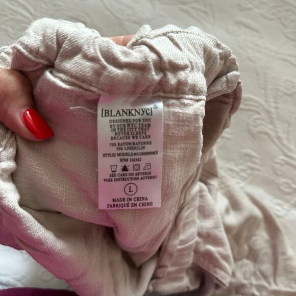 Blank NYC Women's Beige Linen Blended Elastic Waist Paperbag Shorts Size Large - Picture 5 of 6